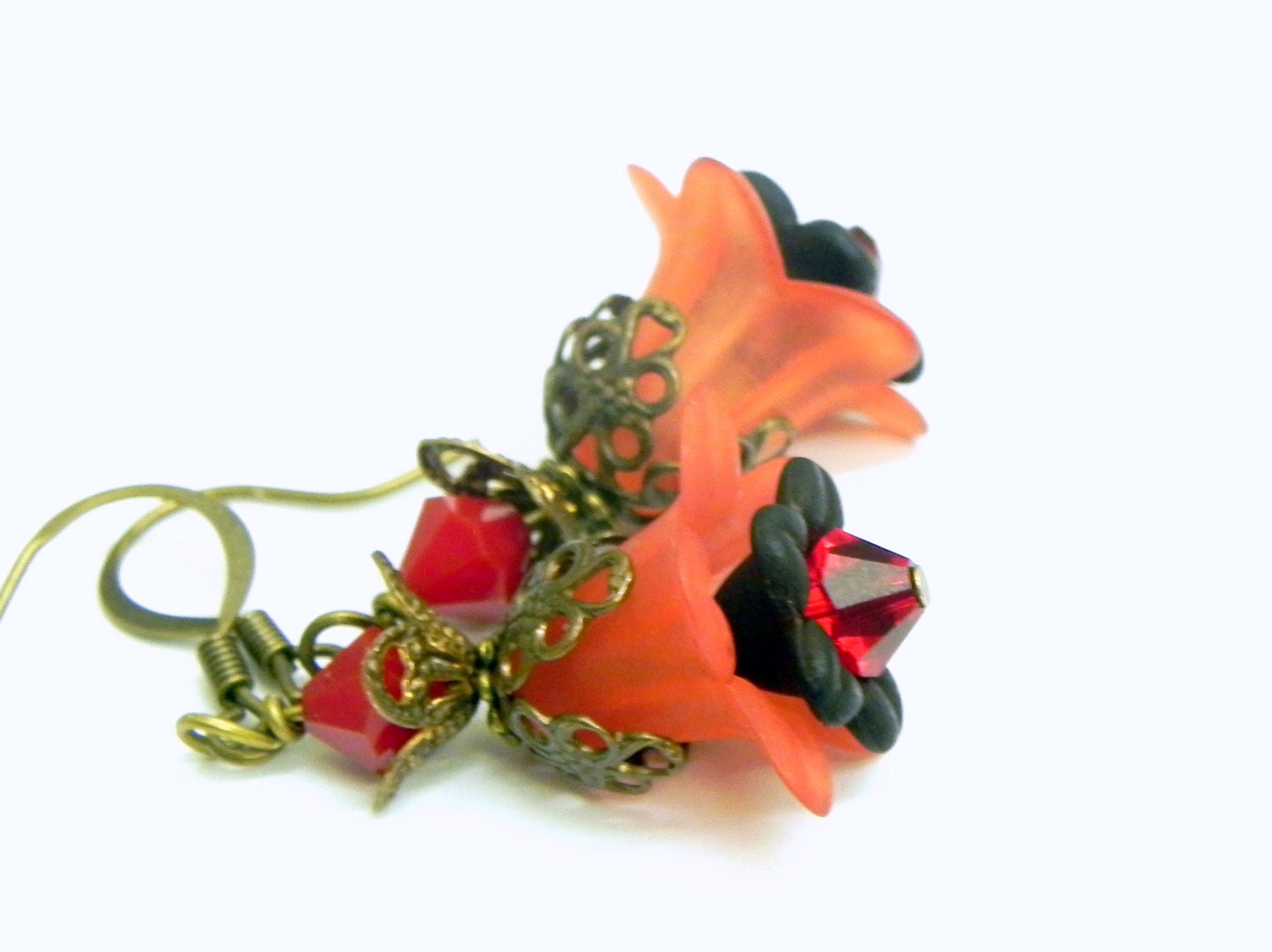 20% off Spring Sale - Flower Earrings - Red and Black Tulip lucite beads