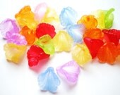 20 Bell Flower Bead Pendant Jewelry Craft Supply