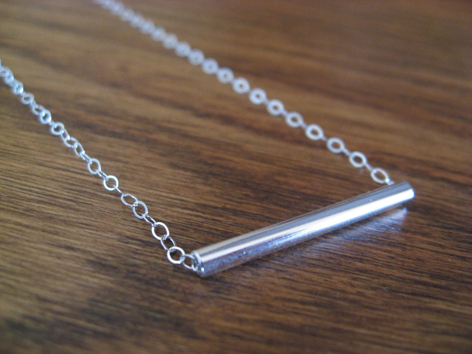 Dalia - sterling silver modern bar necklace