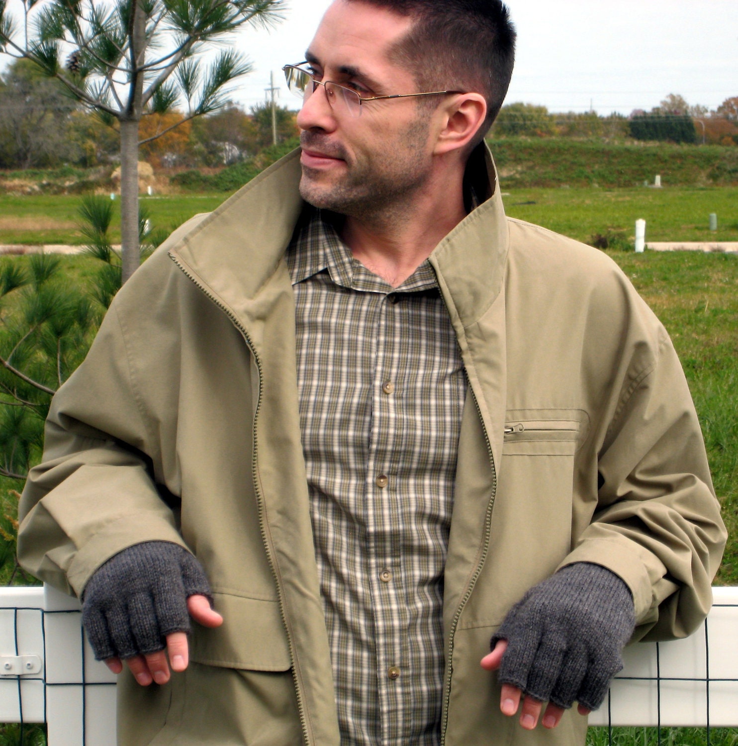 Instant Download PDF Knitting Pattern, Men's Driving Gloves or Fingerless Gloves, Sizes S to XXL Digital Pattern