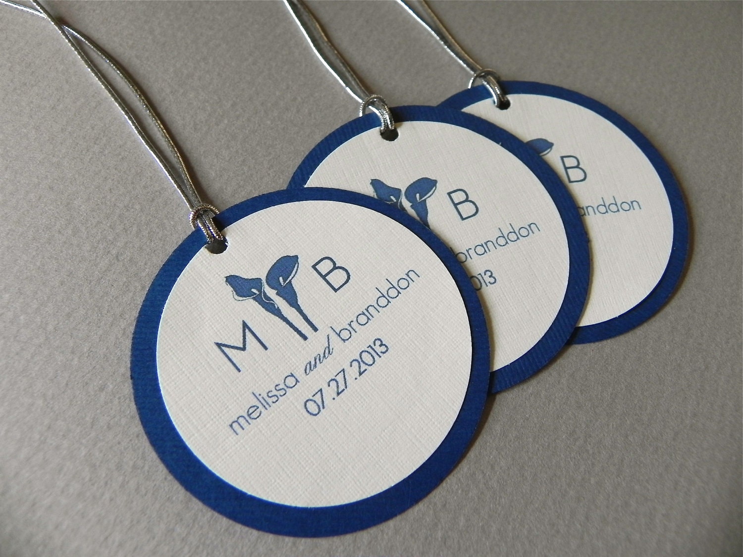 50 Customized Wedding Favor Gift Tags - Your Initials and Calla Lily Design
