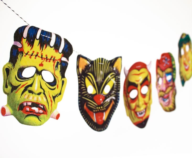 Vintage Halloween Garland,  2-D Funny Masks