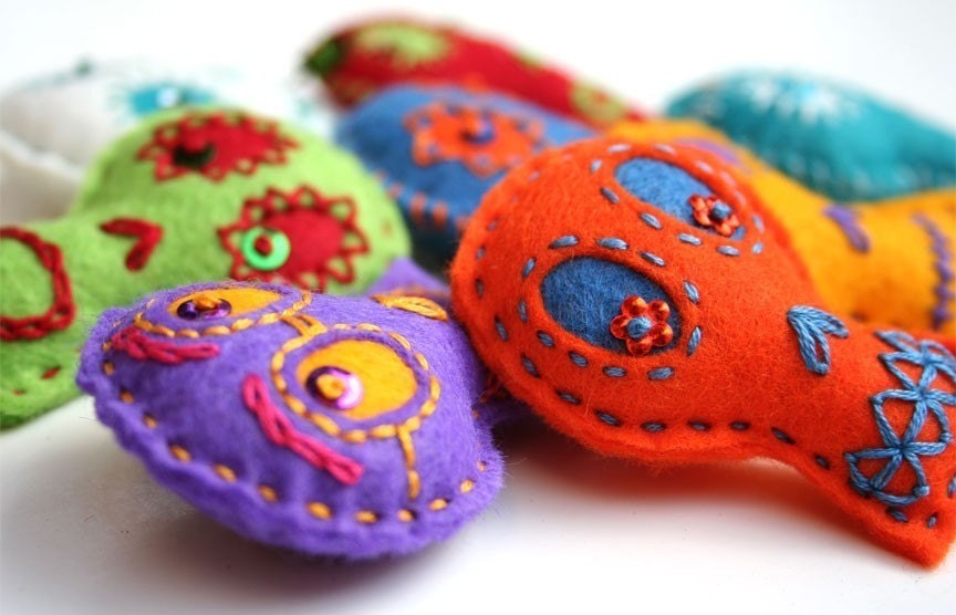 Day of the Dead Felt Skull Garland Banner, handstiched with bright colors, small