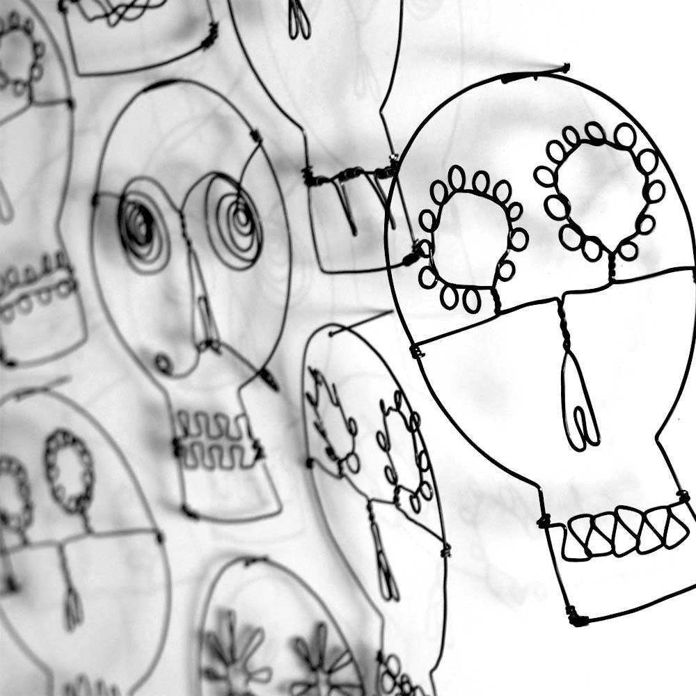 3 Day of the Dead Skulls, wire art