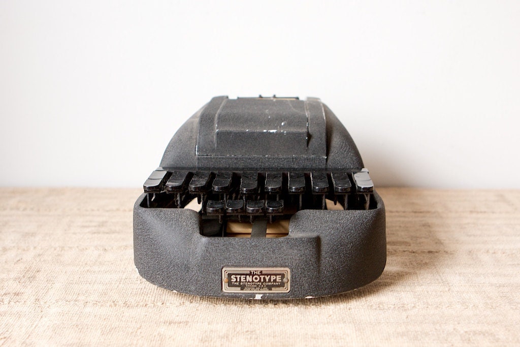 Antique Stenotype With Case, Stenotype Readers and Stenotypy Theory Manual