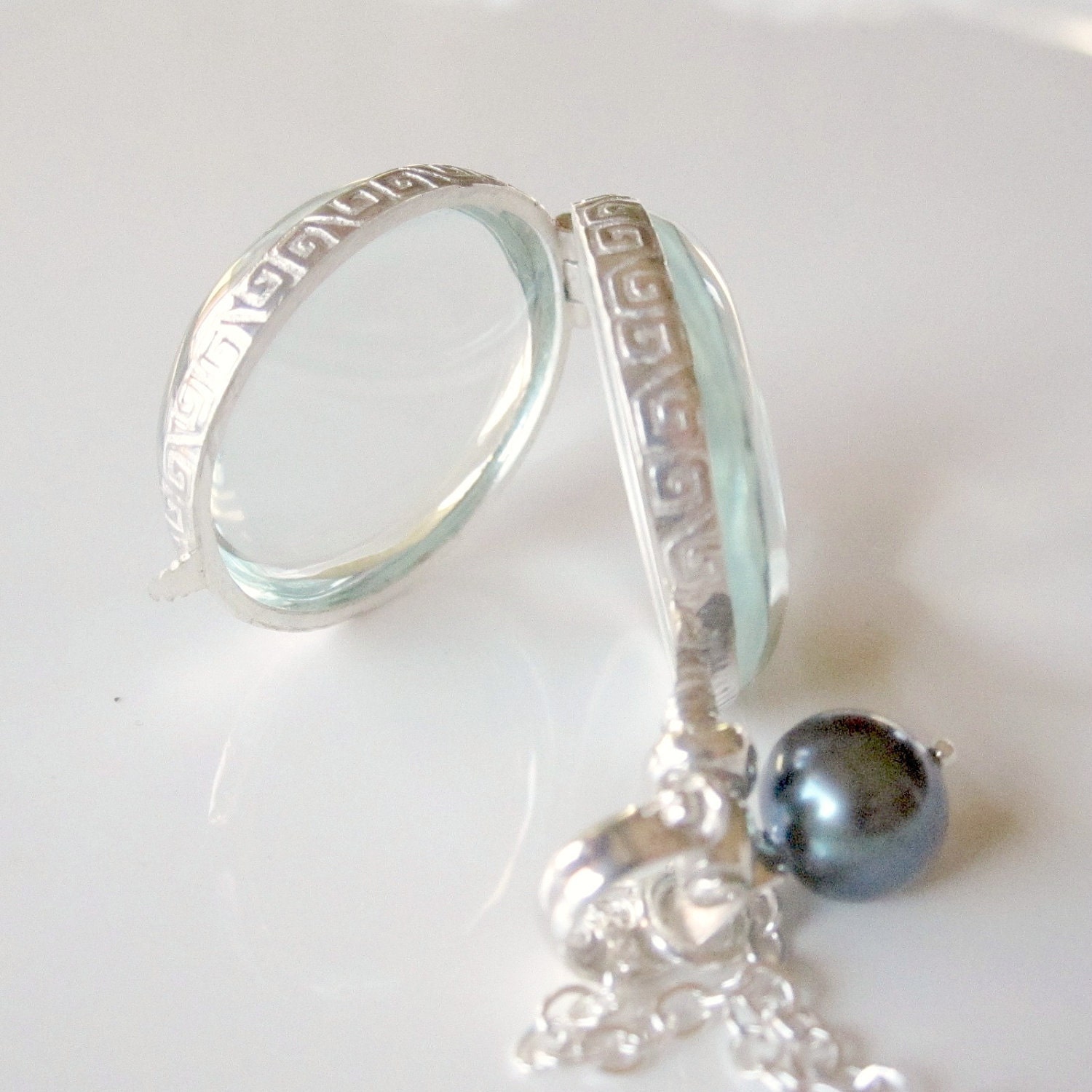Photo Locket, Glass Locket Necklace, Sterling Silver, Freshwater Peacock Pearls