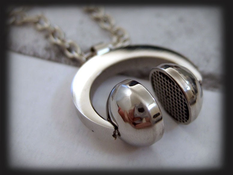 FOR The LOVE Of MUSIC, stainless steel headphone necklace