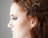Romeo flower beaded hair clip