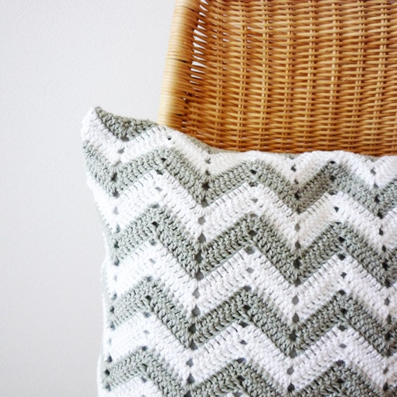Chevron Pattern Crochet Pillow Gray White
