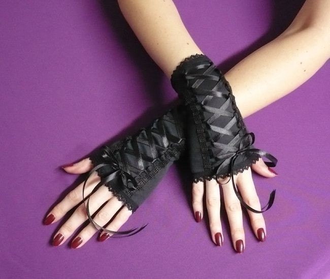 Black short Fingerless Gloves armwarmers, Gothic Wedding Harajuku Cyber , Noir Mitaines,Laced Up Steampunk Gloves,Lolita Style, Corset