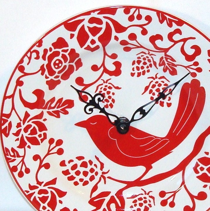Red Bird Wall Clock, Plate Clock, Home & Living, No. 864 (8-1/4 inches)