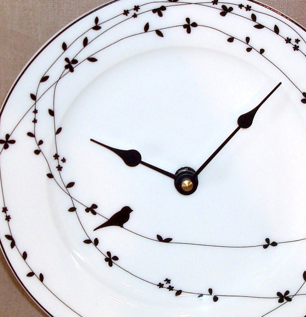 Wall Clock - Black and White Bird on a Vine Bone China Plate Wall Clock No. 990 (8-1/4 inches)