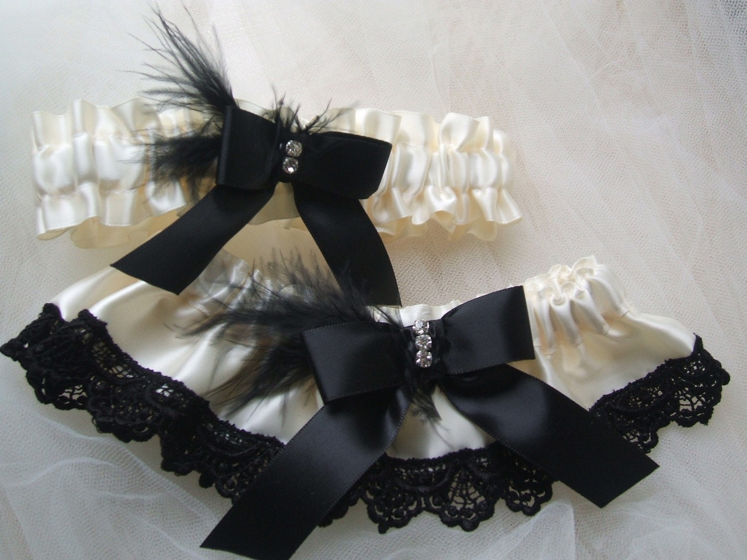 Wedding Garter Bridal garter set Ivory satin and black Venice trim lace