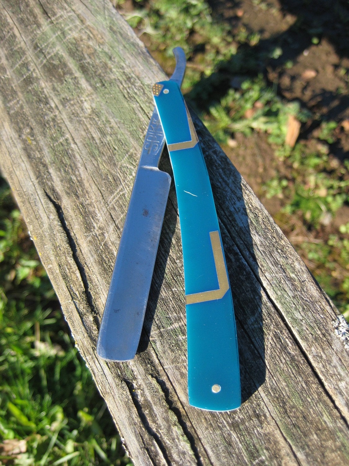 Upcycled Straight Razor - Spike