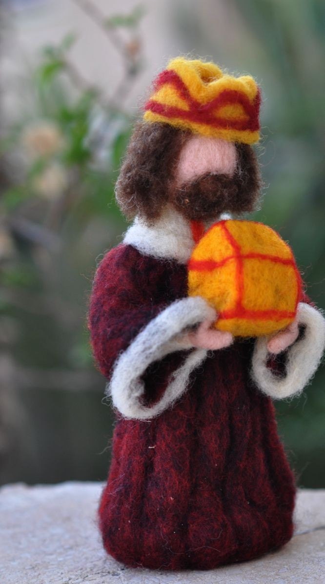 Needle felted-Nativity Set-Nativity-Waldorf-  Wise men-Magineedle felt by Daria Lvovsky-For custom orders