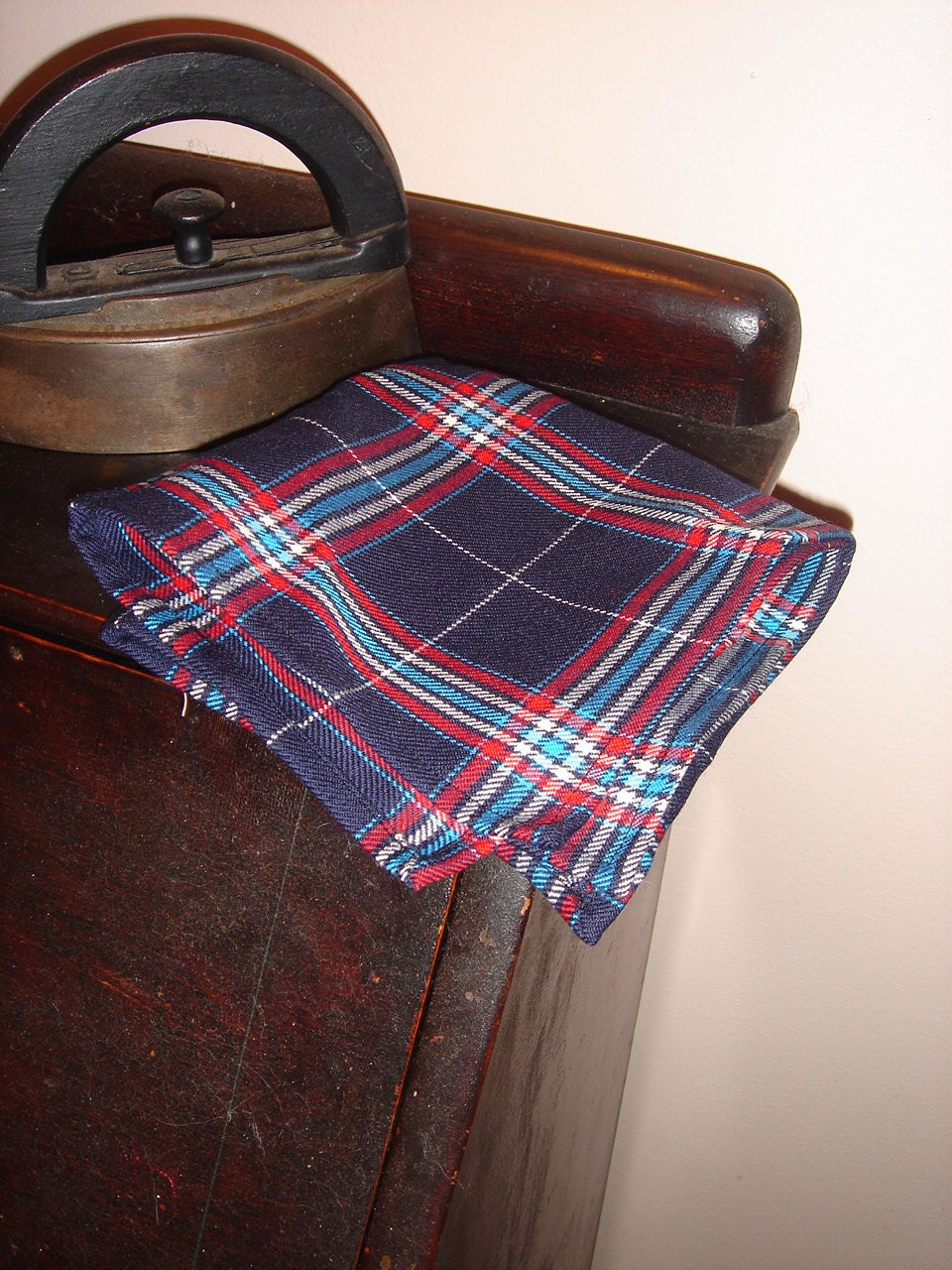 USA Modern Wool Tartan Pocket Square