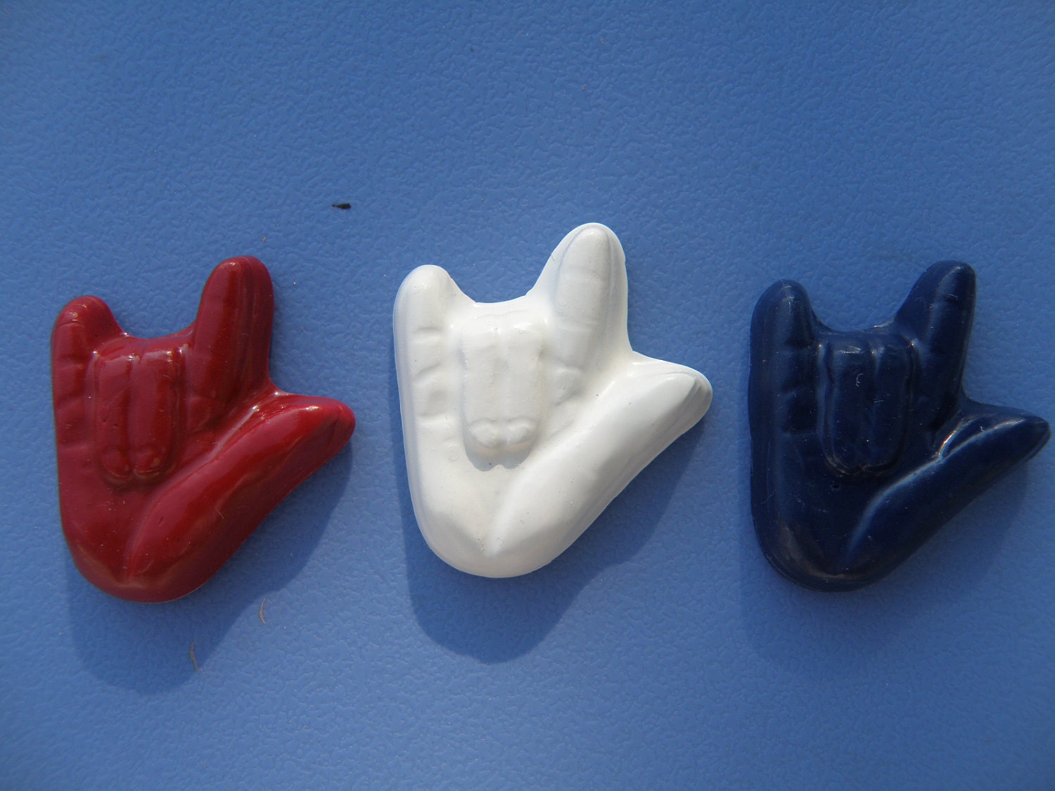 Recycled Crayons- I Love You Sign Language