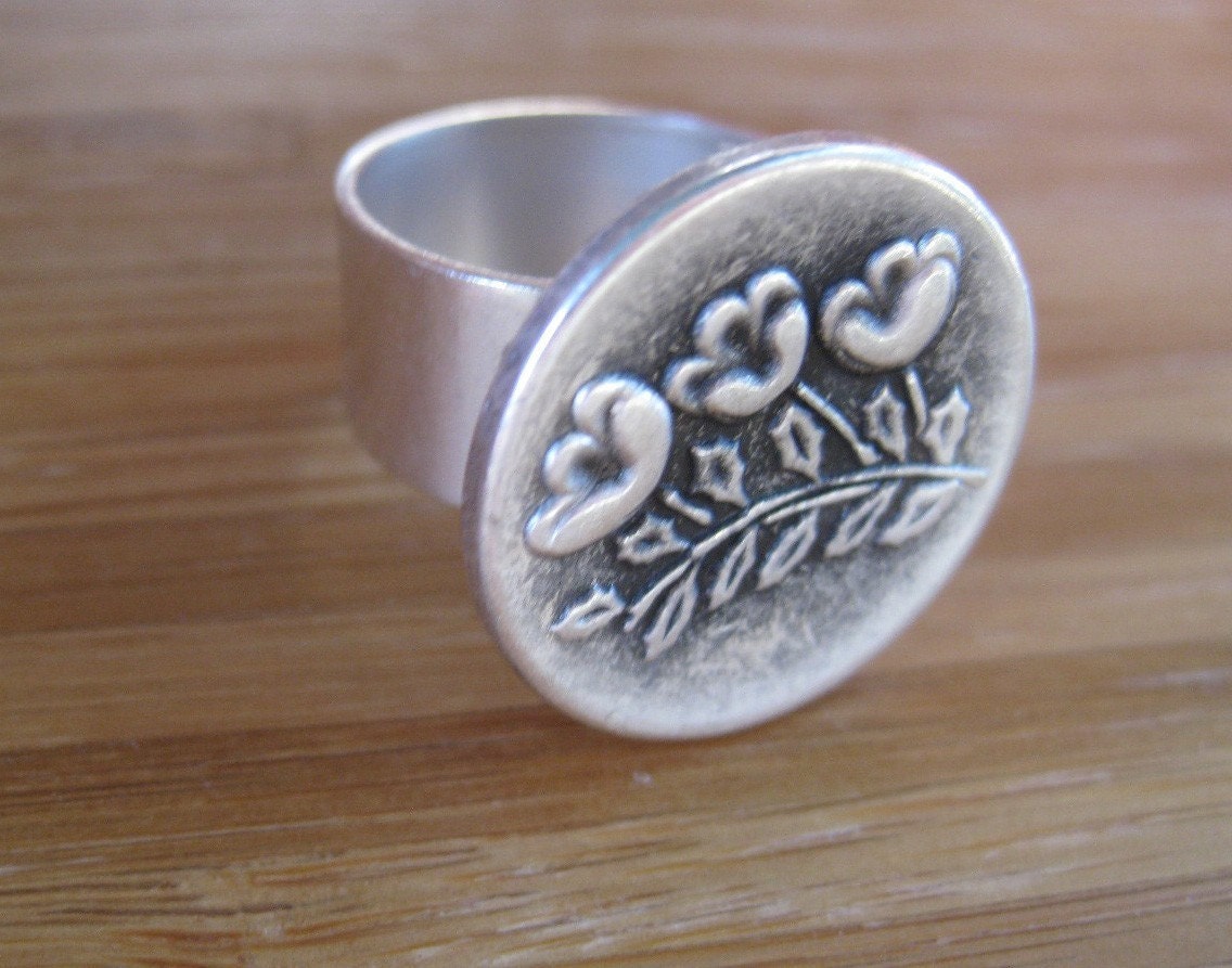 Perfect Botany Silver Marley Jane Flower Ring