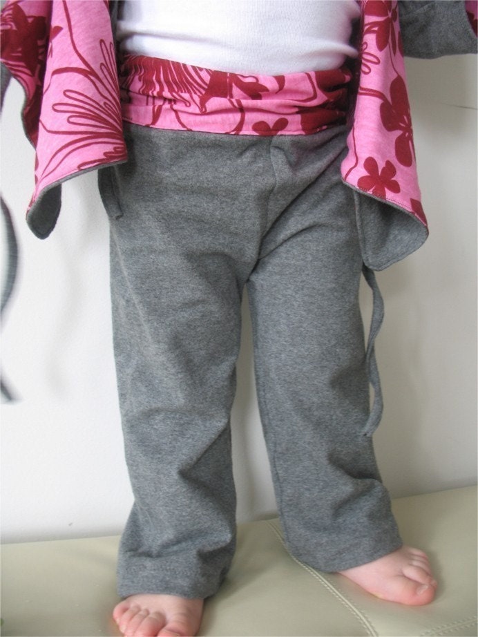 Comfy Yoga Hoodie REVERSIBLE Top pattern and tutorial 12m-5t PDF sweater