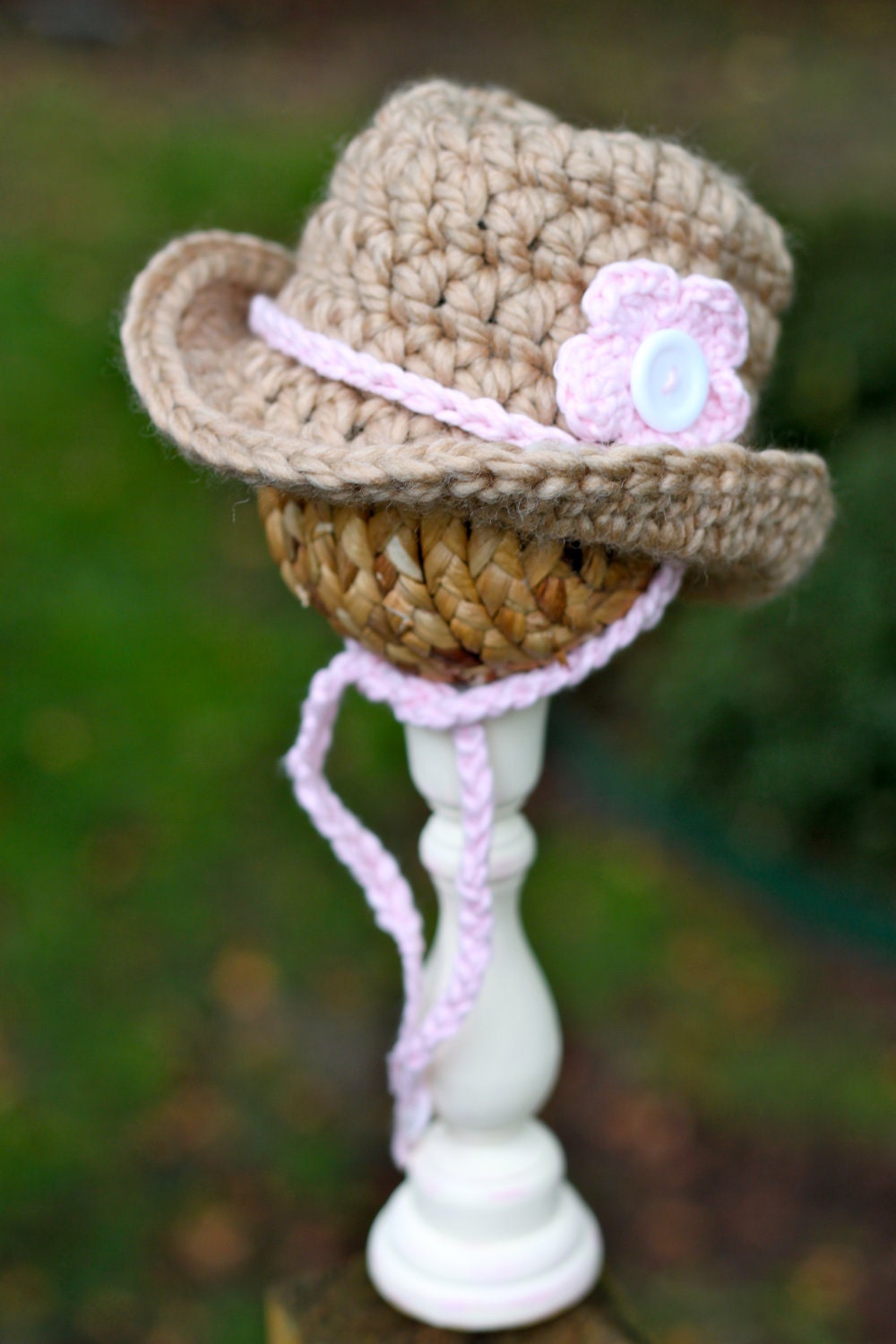 Crochet Baby Cowgirl Hat - Photography Prop - Baby Girl Hat - Size Newborn