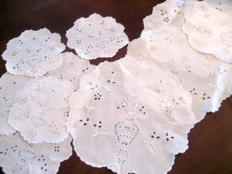 Vintage Set of  Linen Dollies and Coasters   Circa 1940s