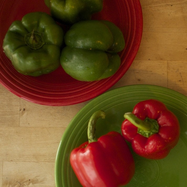 Organic Red and Green Bell Peppers - California Wonder Sweet Pepper Seeds