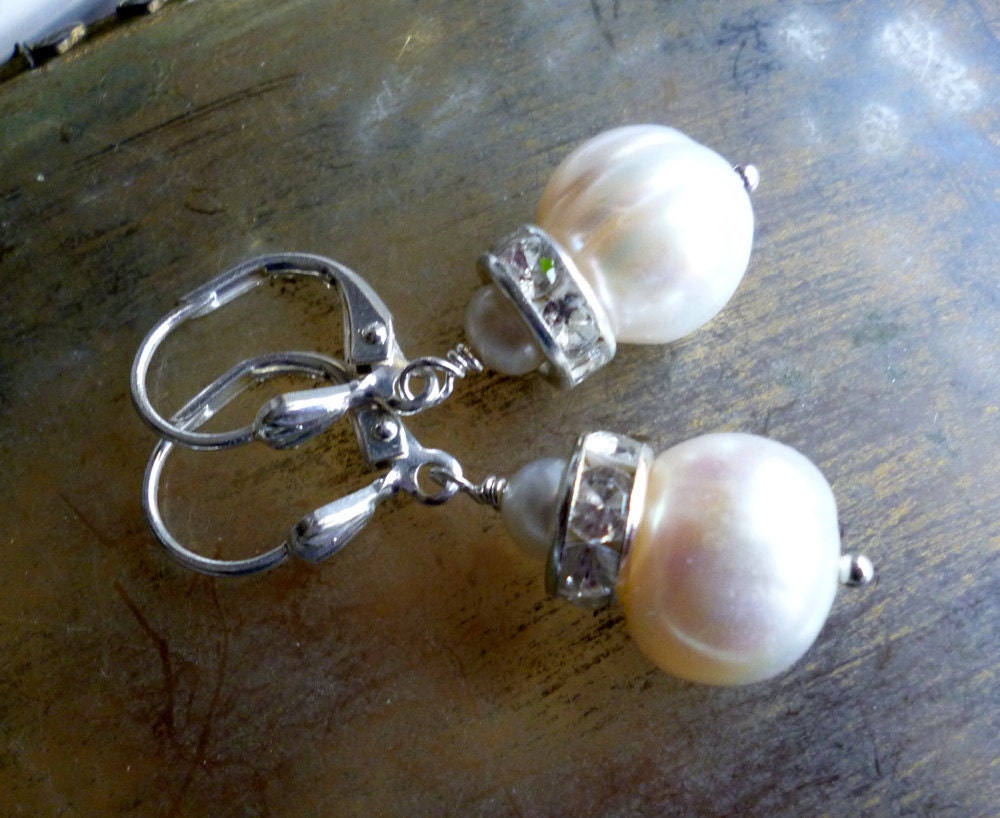 Vintage Rhinestone White Pearl Dangle Silver Earrings Bridal Wedding