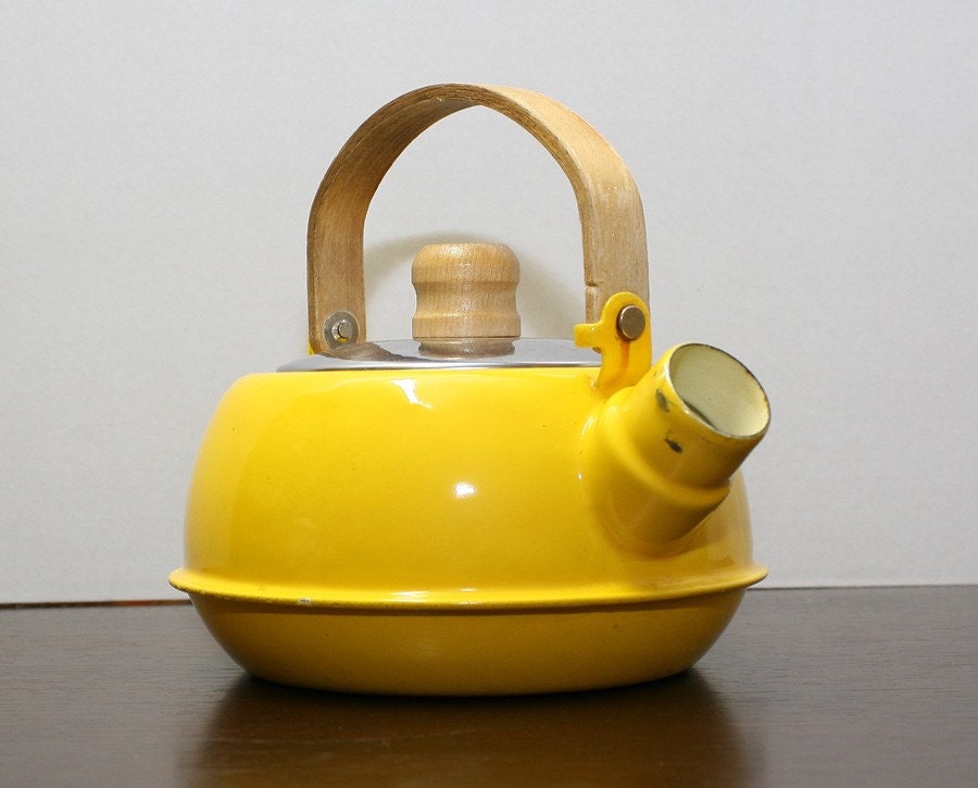 Vintage Retro Yellow Metal Tea Kettle