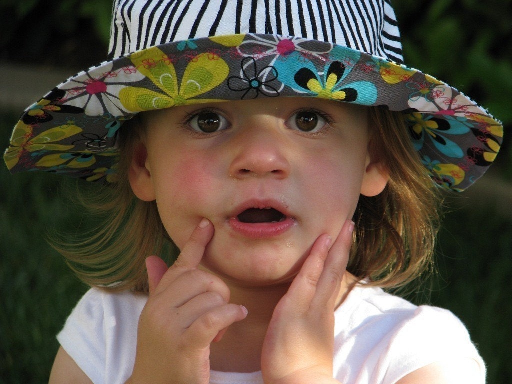 You CHOOSE Fabric - Reversible Sun Hat - sizes newborn - Child 8