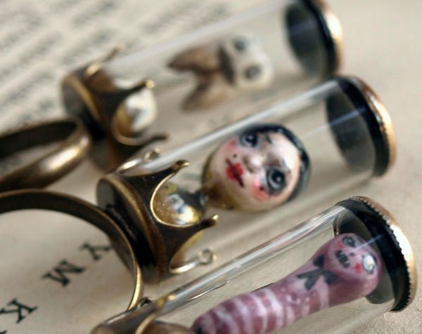 Rosmerta - Gypsy the fortune teller machine - miniature specimen ring - Cabinet of Curiosities by KarolinFelix