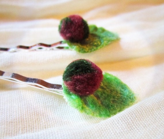 Petite Plum Bobby Pin Set