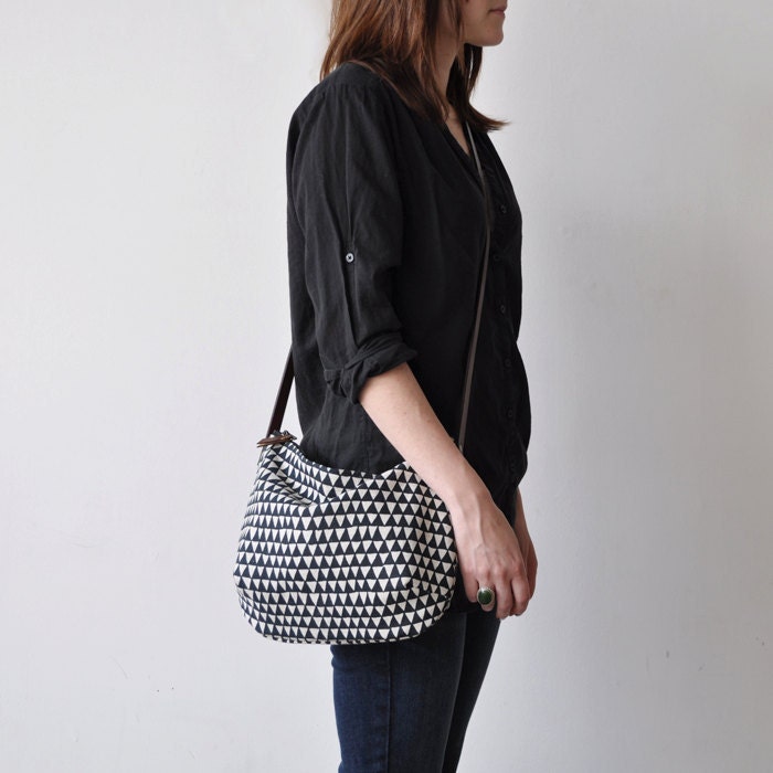 DAY BAG - triangle