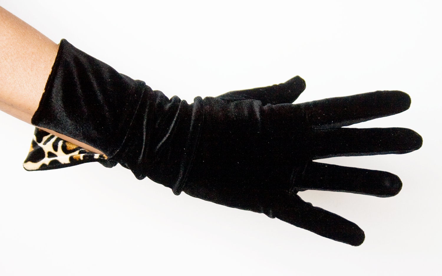 Black and Leopard print stretch velvet gloves