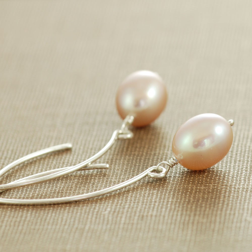 Pink Peach Pearl Earrings in Sterling Silver, aubepine