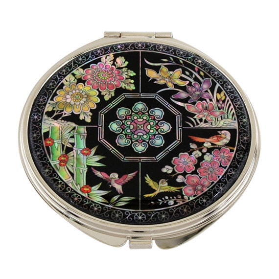 Mother of Pearl Four Noble Beings Design Magnifying Makeup Handbag Purse Compact Mirror