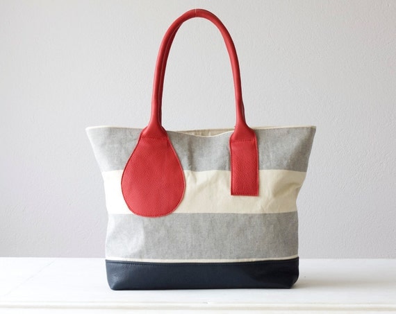 Kallisto bag in stripe canvas with red and dark blue leather