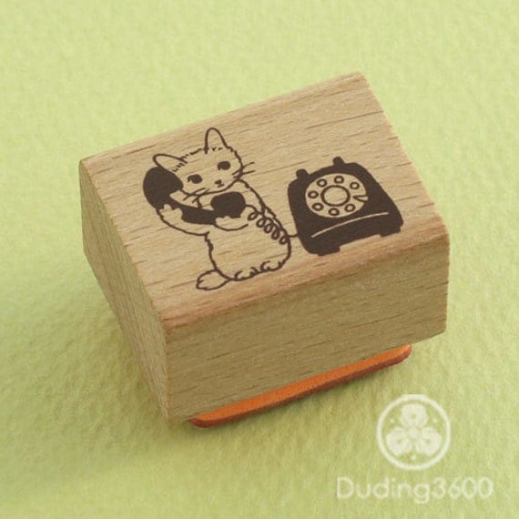 Japanese Cat Wooden Rubber Stamp - Cat on Phone - Pottering Cat