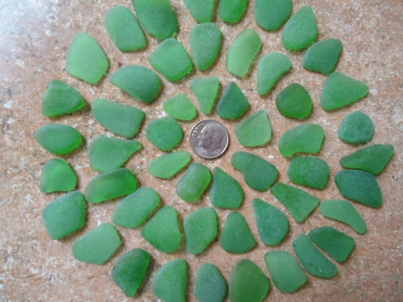 Genuine Beach Sea Glass Surf Tumbled Emerald Green Kelly rare Seaglass Huge 50 pcs A01