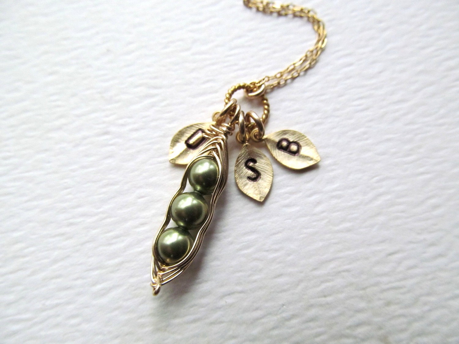 Personalized Jewelry Mothers Friends Birthday Gifts - Peas in a Pod Necklace, Initials Family Kids Children Grandma Mother's Day Gifts