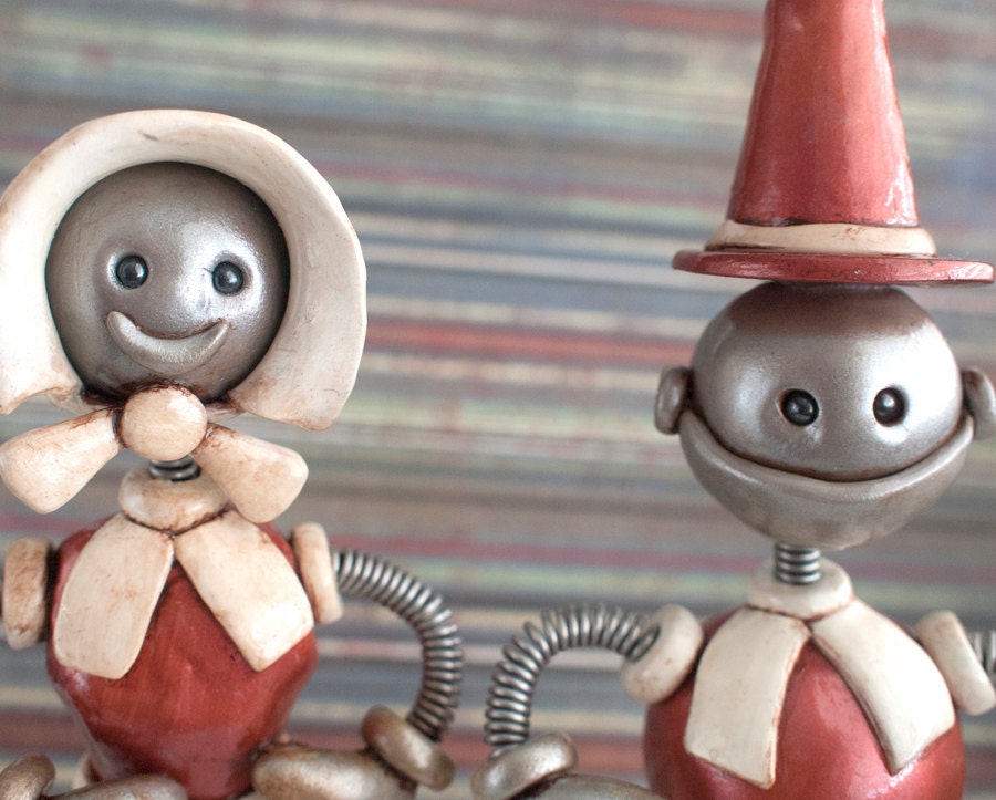 Rustic Robot Pilgrim Couple - Thanksgiving Centerpiece - Clay, Wire,   Paint - RobotsAreAwesome