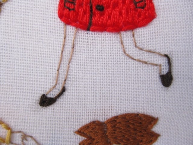 round and round embroidery pattern