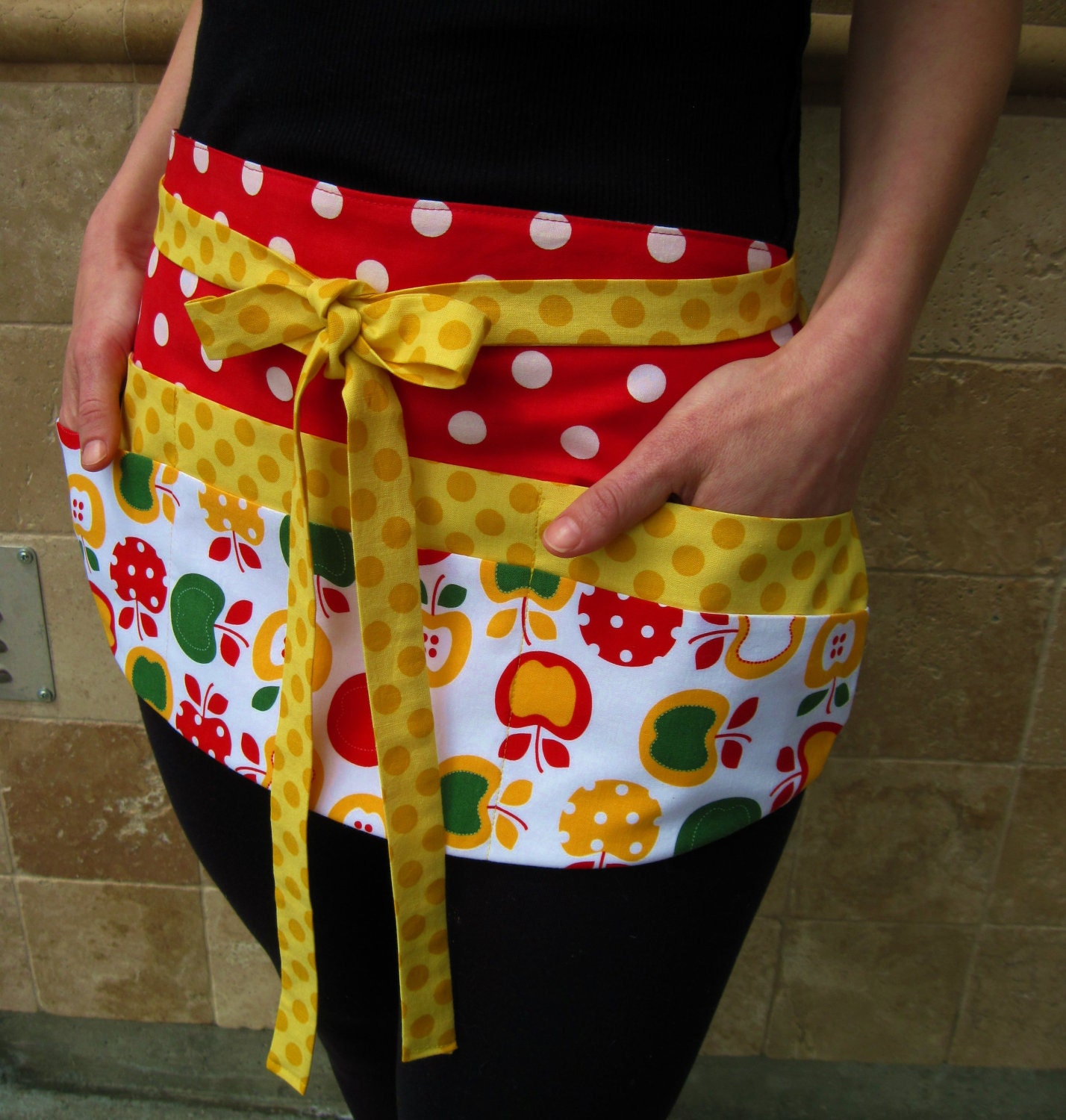 Teacher Utility Apron with Pockets - Red, Yellow and Green Apple 6-Pocket Utility Apron for Crafters, Kitchens or The Classroom