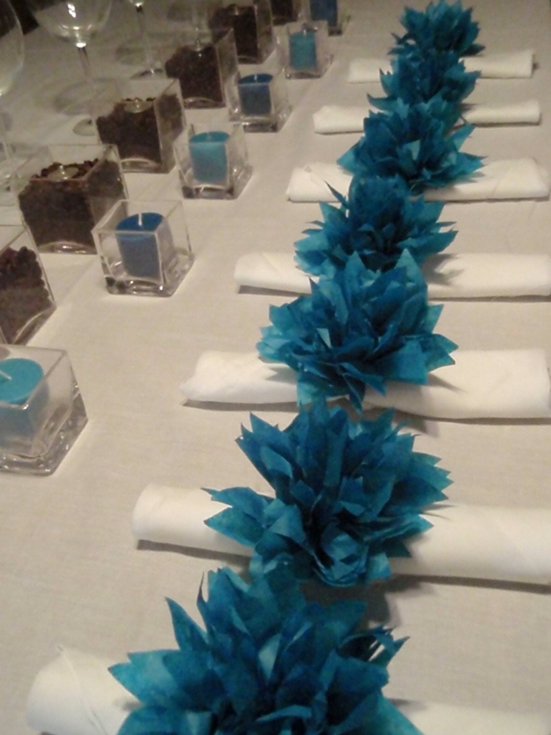25 Peacock Paper Dahlias. Wedding decor, napkin holders, baby showers, dinner parties, birthday. Tissue paper pom pom.