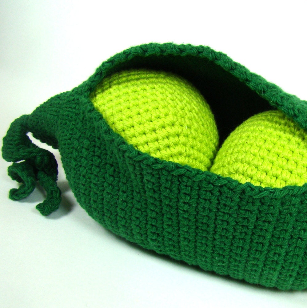 Two Peas in a Pod Large Stuffed Plush Crochet Toy, Amigurumi Pretend Food for Babies, Toddlers, Children
