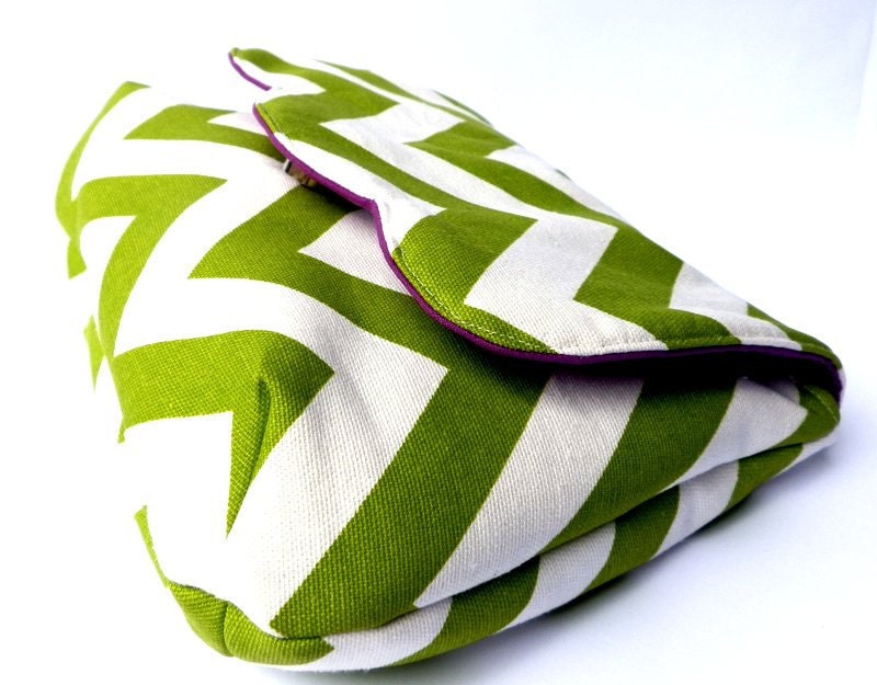 Chevron clutch purse green white zig zag geometric stripes