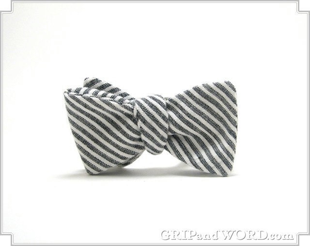 The Pimm - Small Gray and White Seersucker Bow Tie