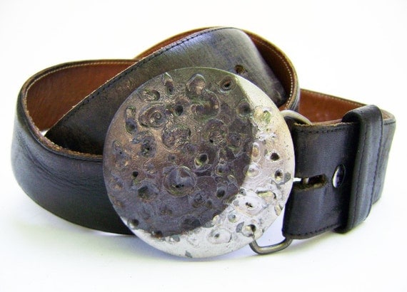 Full Moon Steel Buckle