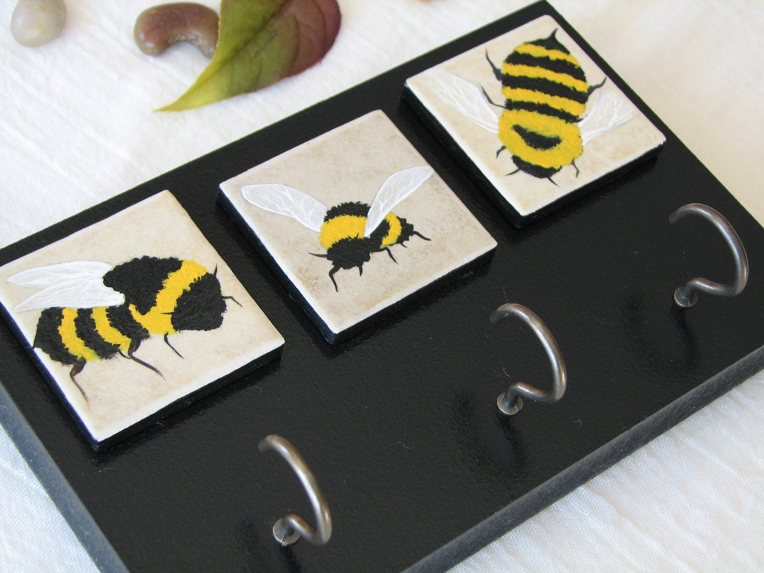 bumble bee decorations