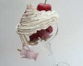 Fake Cupcake champagne ice cream wine glass jewelry box retro vintagefor first birthday,bridal shower ,girls room, wedding) - white Icing