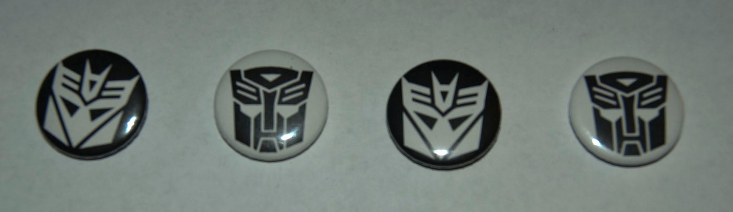 25 individual 1 inch buttons
